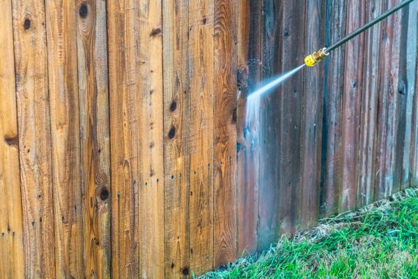 Fence Pressure Washing in Las Cruces
